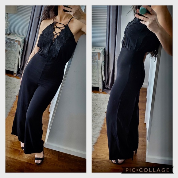 Classic Black lace  jumpsuit - Picture 3 of 7